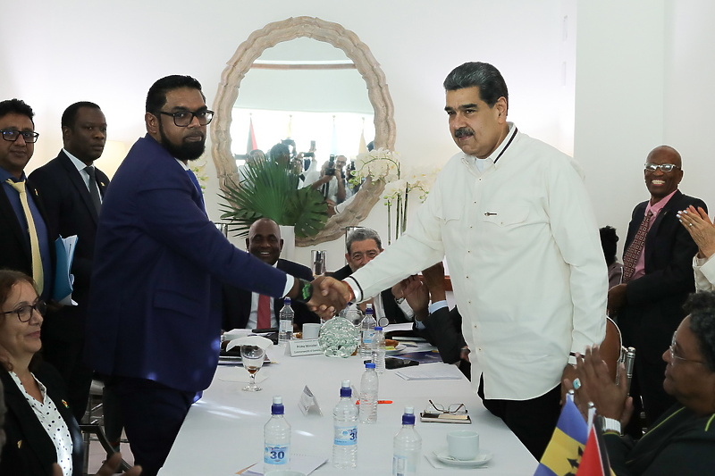 Irfaan Ali i Nicolas Maduro (Foto: EPA-EFE)