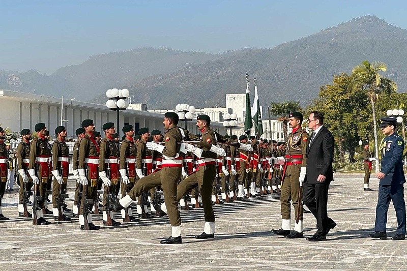 Novi Ambasador BiH U Pakistanu Emin Čohodarević Preuzeo Funkciju ...