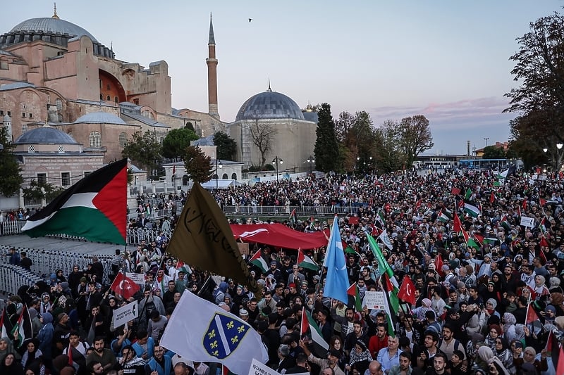 Jedan od protesta podrške Palestini u Istanbulu (Foto: EPA-EFE)