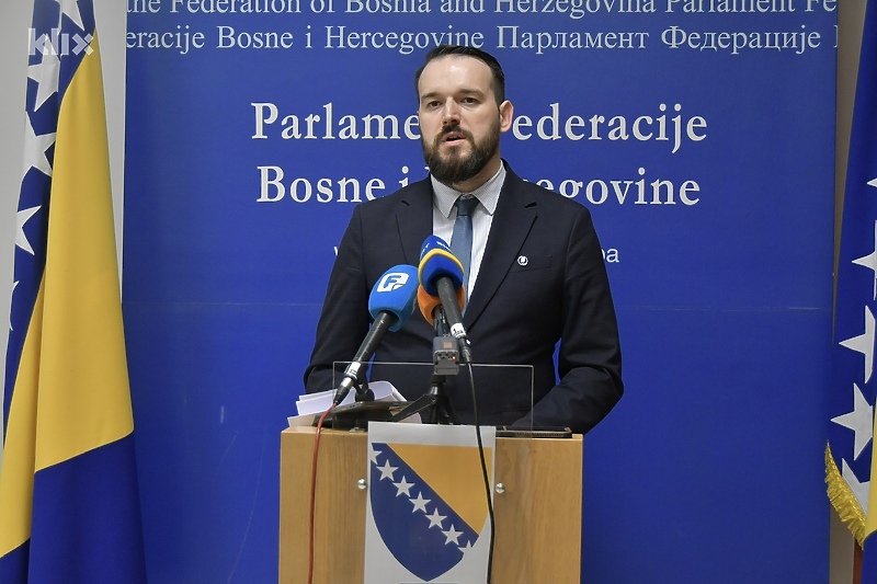 Čavalić: Ne poštuje se institucija Federalnog parlamenta (Foto: I. Š./Klix.ba)