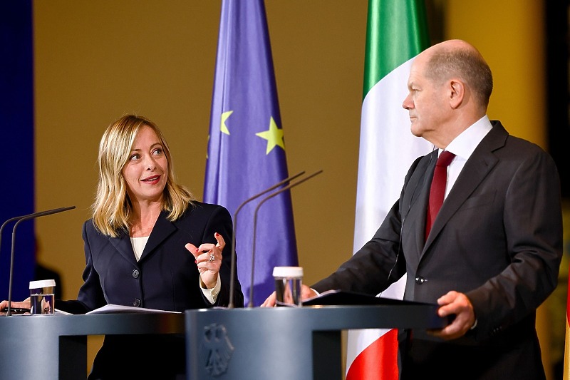 Italijanska premijerka Giorgia Meloni i njemački kancelar Olaf Scholz (Foto: EPA-EFE)