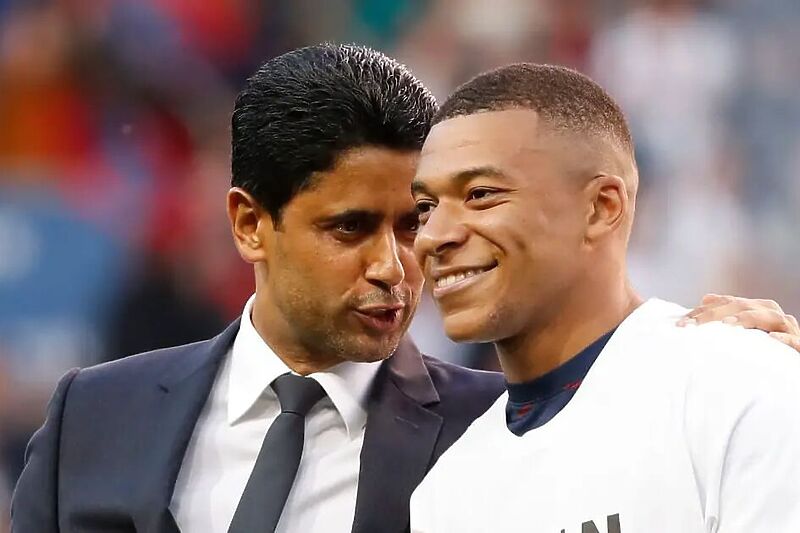 Nasser Al-Khelaifi i Kylian Mbappe (Foto: Twitter)