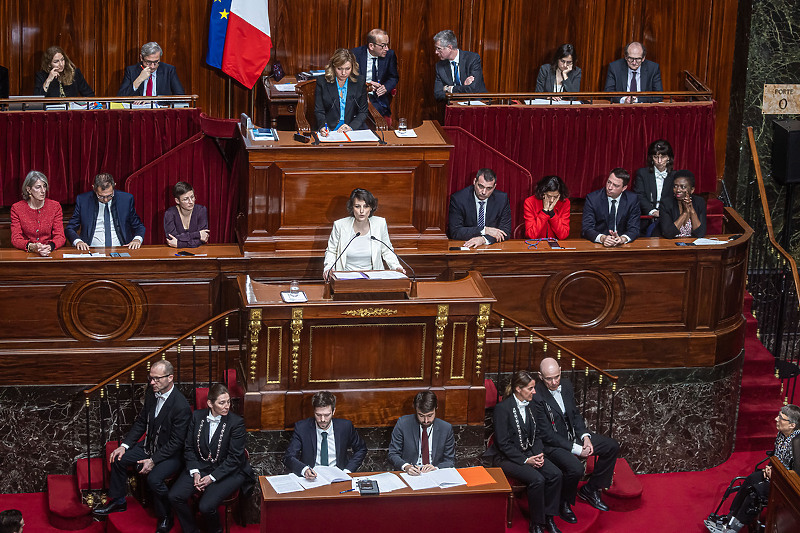 Oba francuska parlamentarna doma podržala uvođenje prava na abortus u ustav (Foto: EPA-EFE)