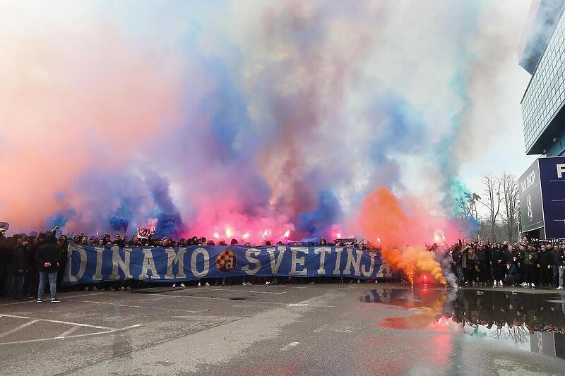 Bad Blue Boysi ispred Maksimira (Foto:  Matija Habljak/Pixsell)