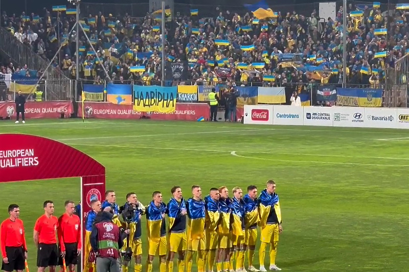 Himna Ukrajine u Zenici (Foto: Screenshot)
