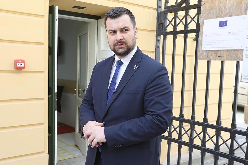 Kandidat bošnjačke nacionalne manjine Armin Hodžić ušao u hrvatski Sabor