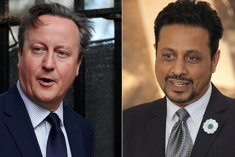 David Cameron i Waqar Azmi (Foto: EPA-EFE)