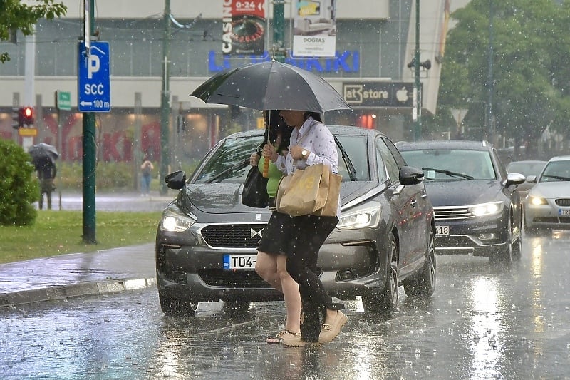 Pljusak u Sarajevu (Foto: Klix.ba)