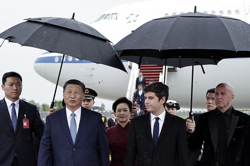 Xi Jinping i premijer Francuske Gabriel Attal (Foto: EPA-EFE)
