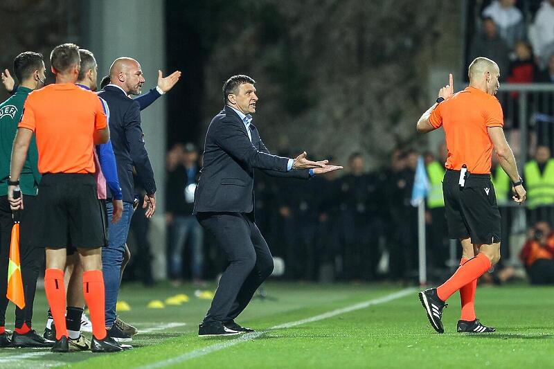 Jakirović uprkos porodičnom gubitku vodio utakmicu (Foto: Pixsell/Nel Pavletić)