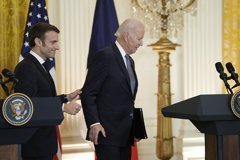 Emmanuel Macron i Joe Biden (Foto: EPA-EFE)