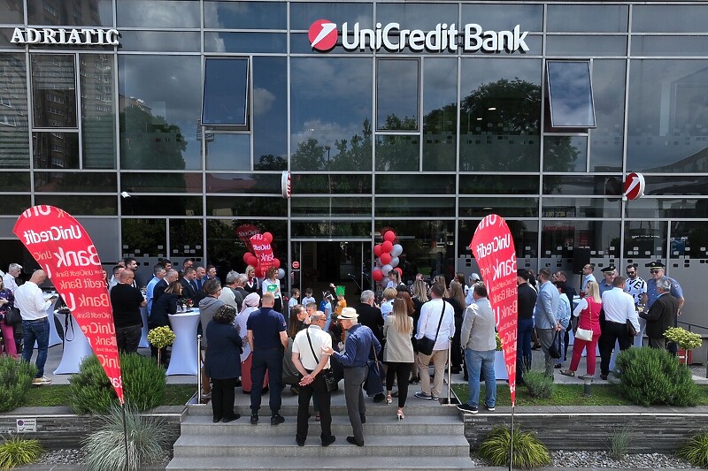 UniCredit Bank Zenica