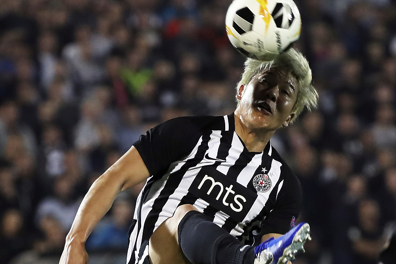 Takuma Asano u dresu Partizana (Foto: EPA-EFE)