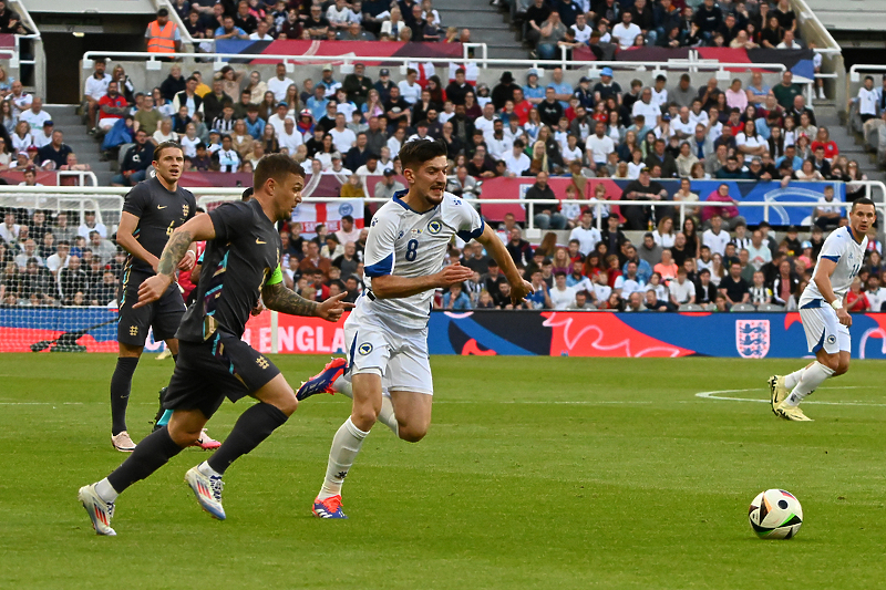 Sve je spremno za utakmicu na St James' Parku (Foto: Sportsport.ba)