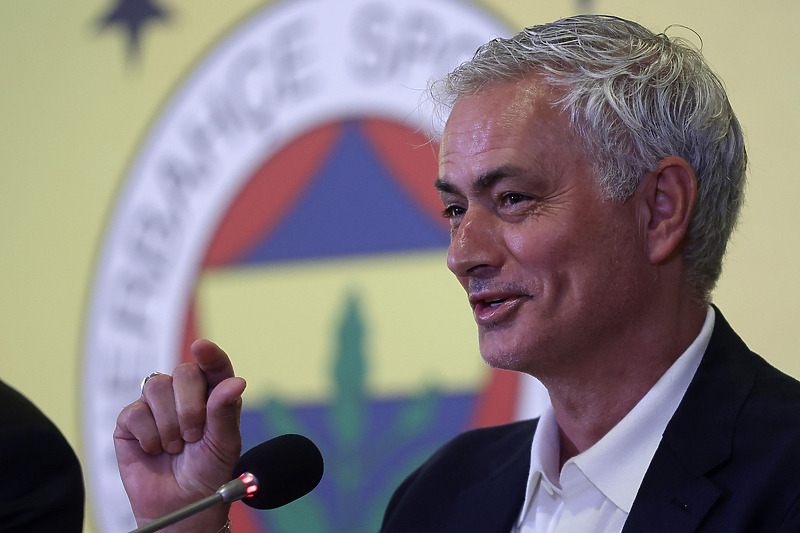 Mourinho je predstavljen u Istanbulu (Foto: EPA-EFE)