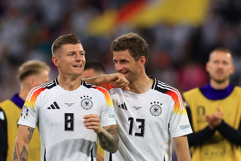 Kroos i Muller nakon utakmice protiv Škotske (Foto: EPA-EFE)