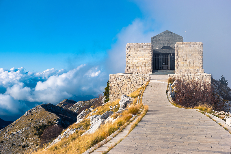 Mauzolej posvećen Petru II Petroviću Njegošu, Lovćen (Foto: Shutterstock/Klix.ba)