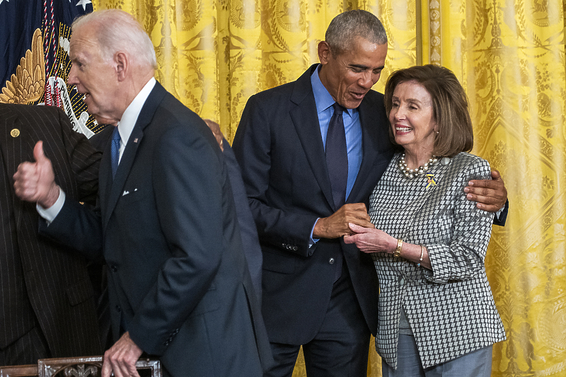 Joe Biden, Barack Obama i Nancy Pelosi (Foto: EPA-EFE)