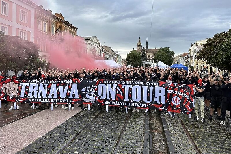 Navijači Spartaka na jednom od gostovanja (Foto: Facebook)