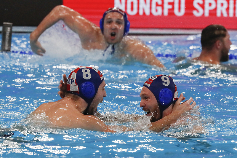 Vaterpolo reprezentacije Hrvatske i Crne Gore odmjerit će snage na Olimpijskim igrama (Foto: EPA-EFE)