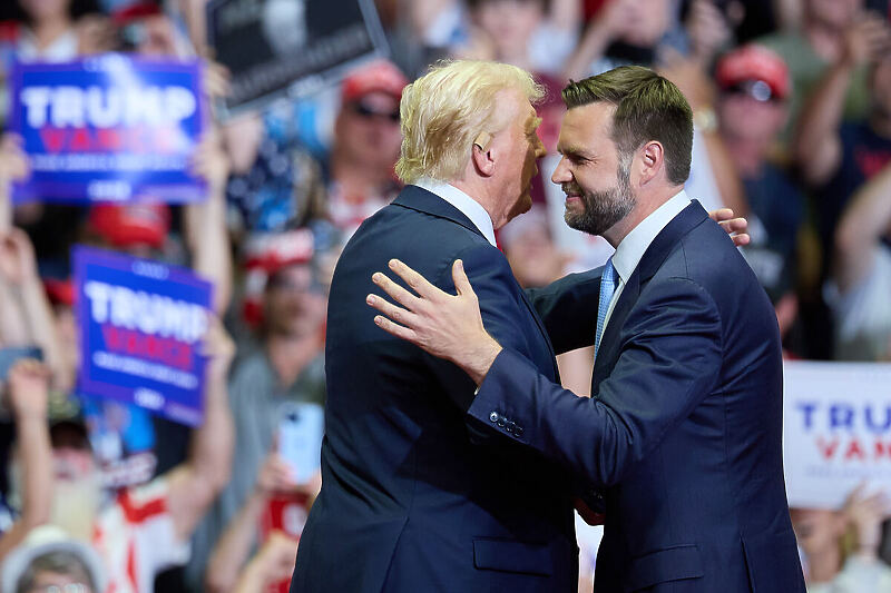 Donald Trump i JD Vance (Foto: EPA-EFE)