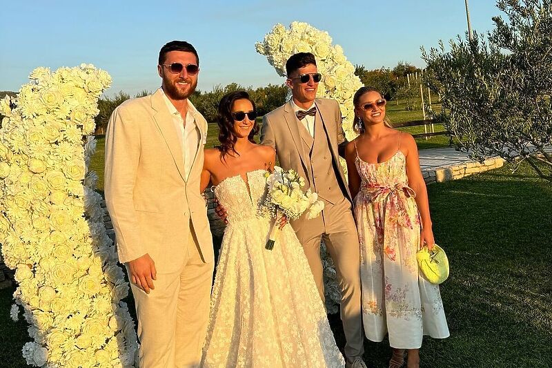 Nurkić i Gegić sa svojim izabranicama (Foto: Instagram)