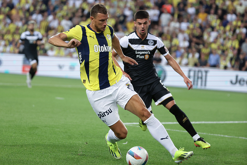 Džeko je bio junak Fenerbahčea u dvomeču protiv Lugana (Foto: EPA-EFE)