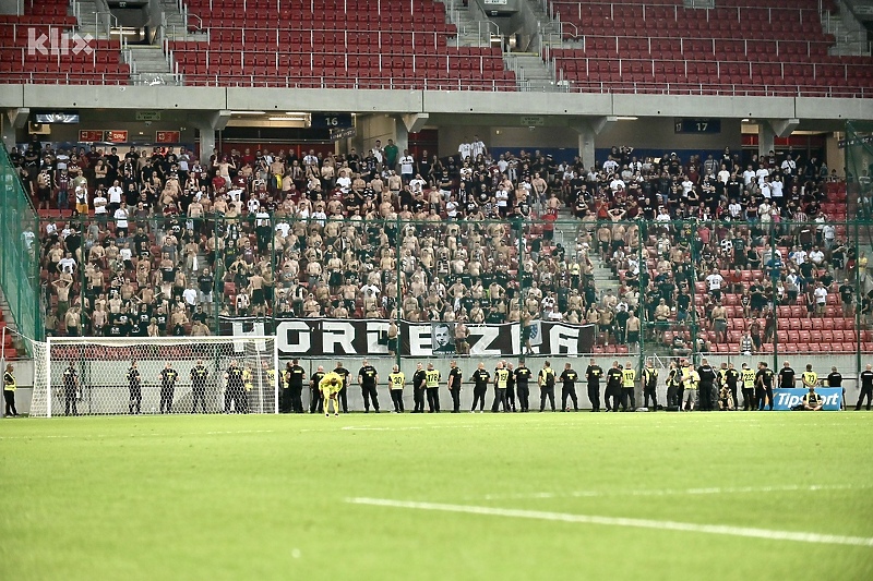 Horde zla na utakmici u Trnavi (Foto: T. S./Klix.ba)