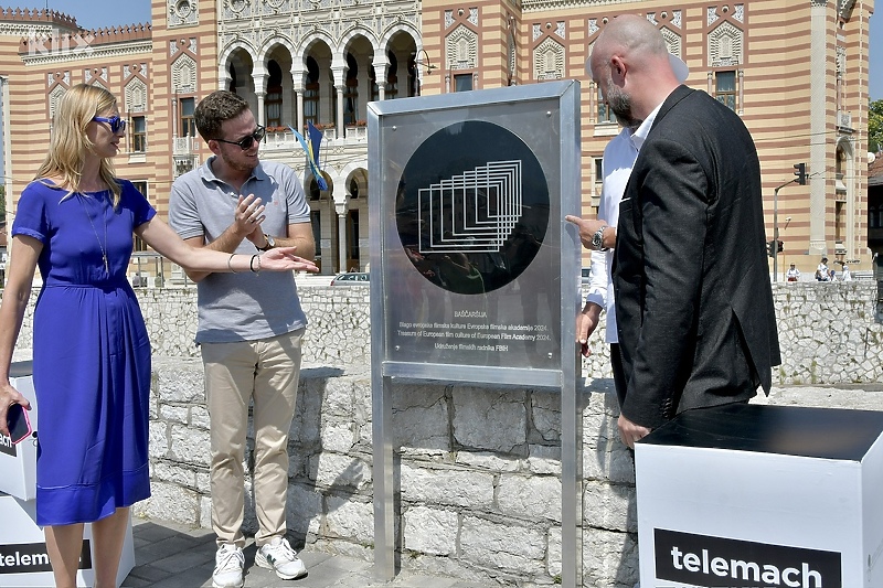 Svečano otkrivanje ploče u znak priznanja Baščaršij kao Blaga evropske filmske kulture (Foto: I. Š./Klix.ba)