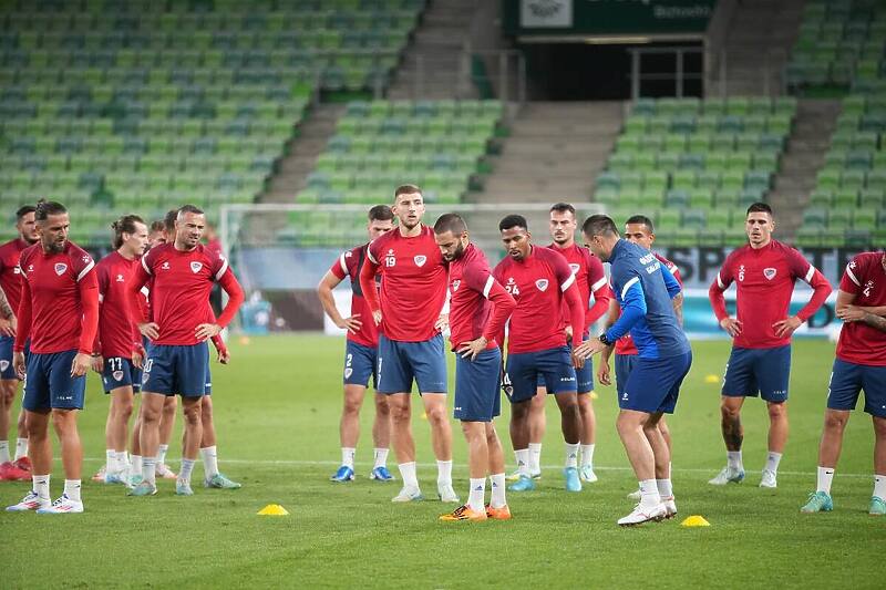 Igrači Borca na posljednjem treningu u Budimpešti (Foto: FK Borac)