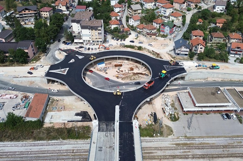 Kružni tok na Devetoj transverzali (Foto: Ministarstvo saobraćaja KS)