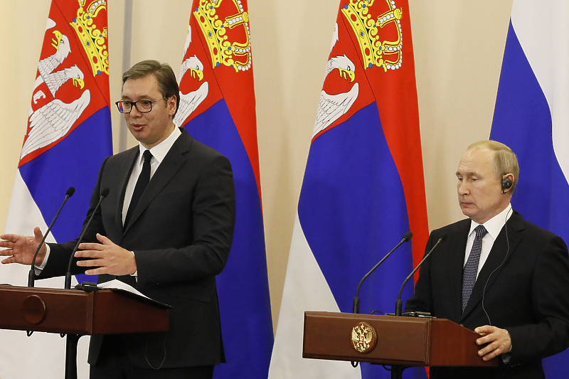 Aleksandar Vučić i Vladimir Putin (Foto: EPA-EFE)