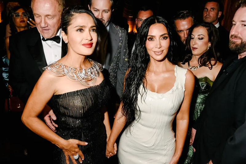 Salma Hayek i Kim Kardashian