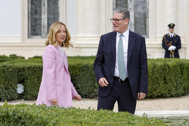 Giorgia Meloni i Keir Starmer (Foto: EPA-EFE)