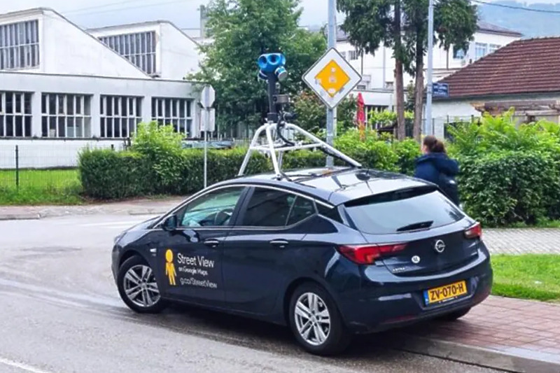 Google Street View vozilo u Banjoj Luci (Foto: ATVBL)