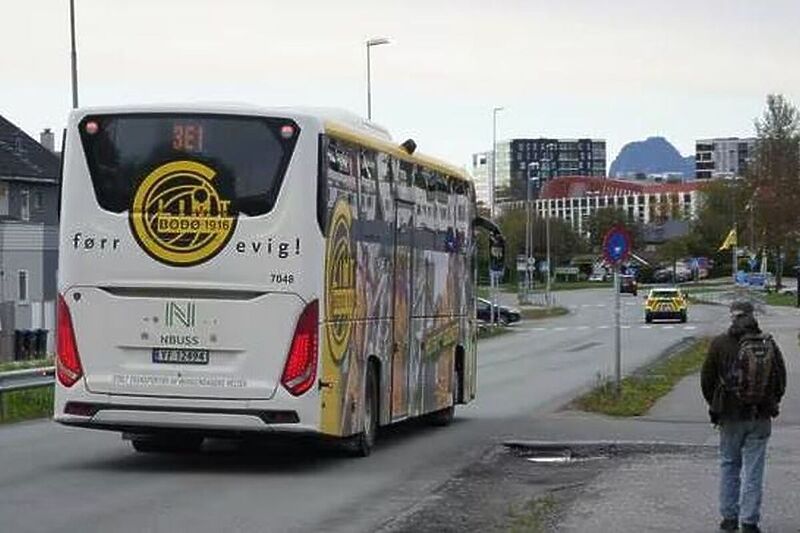 Autobus s igračima Bodo/Glimta krenuo na put (Foto: Twitter)