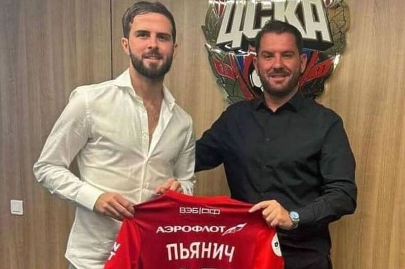 Miralem Pjanić potpisao za CSKA (Foto: Twitter)