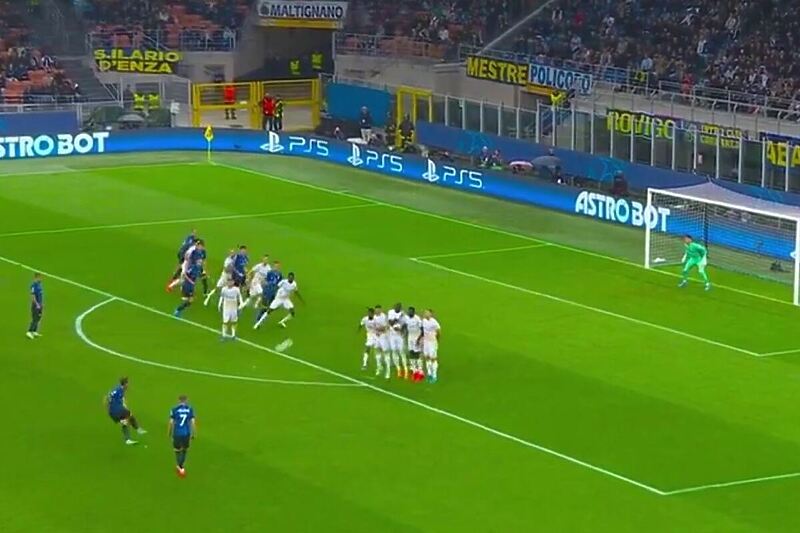 Majstorski gol Hakana Calhanoglua (Foto: Screenshot)