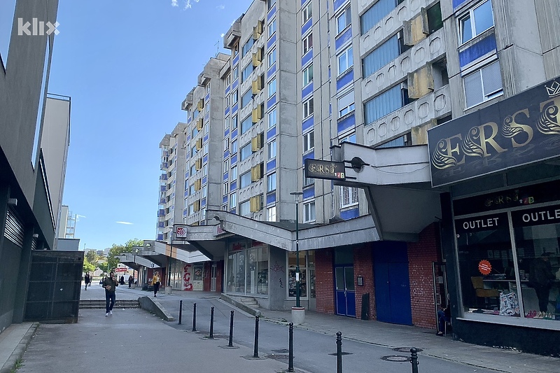 Trg solidarnosti na Alipašinom Polju (Foto: T. S./Klix.ba)