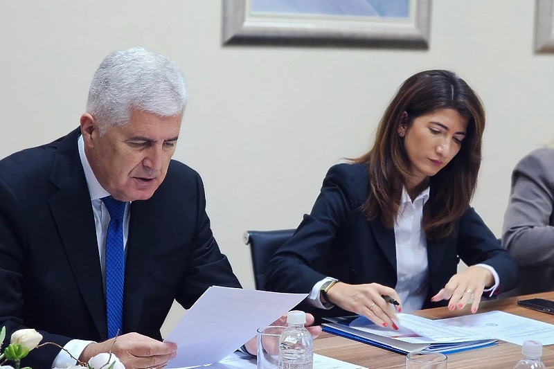 Dragan Čović i Andrijana Katić (Foto: HNS)