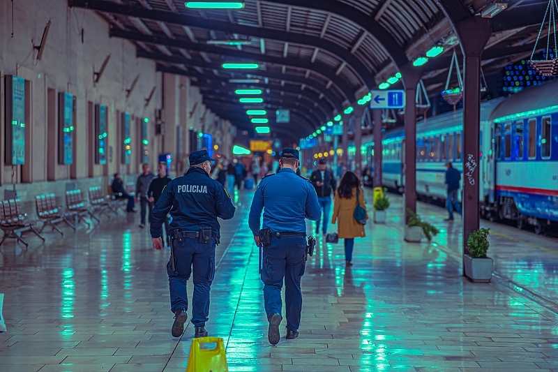 Zagrebačka policija (Foto: Shutterstock/Klix.ba)