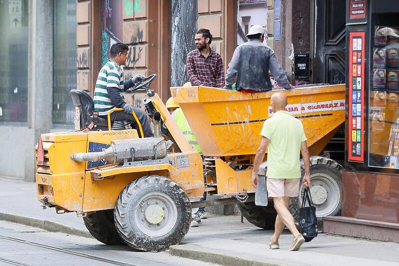 Strani radnici u Zagrebu  (Foto: Sanjin Strukic / Pixsell)