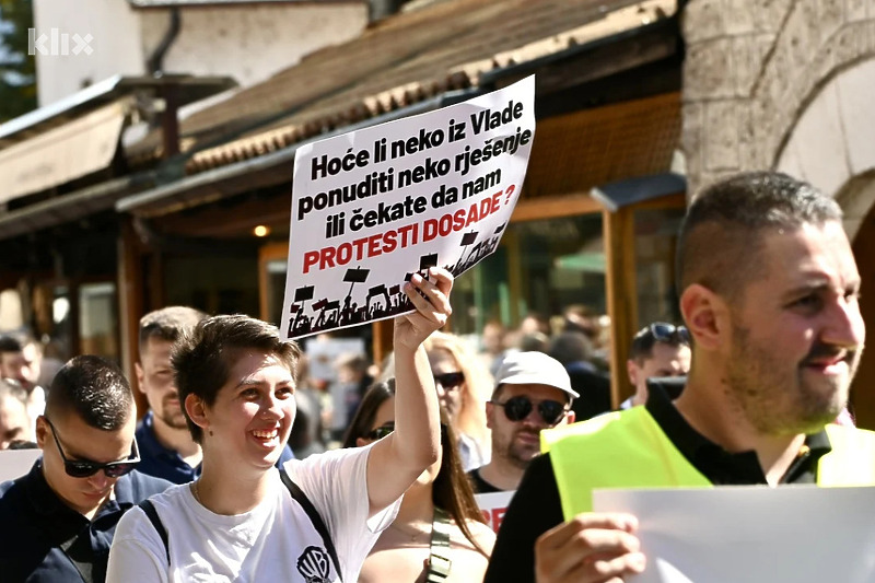 Nezadovoljni mladi su 28. septembra održali četvrte proteste (Foto: V. D./Klix.ba)