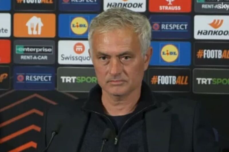 Jose Mourinho nakon utakmice protiv Manchester Uniteda (Foto: Screenshot)