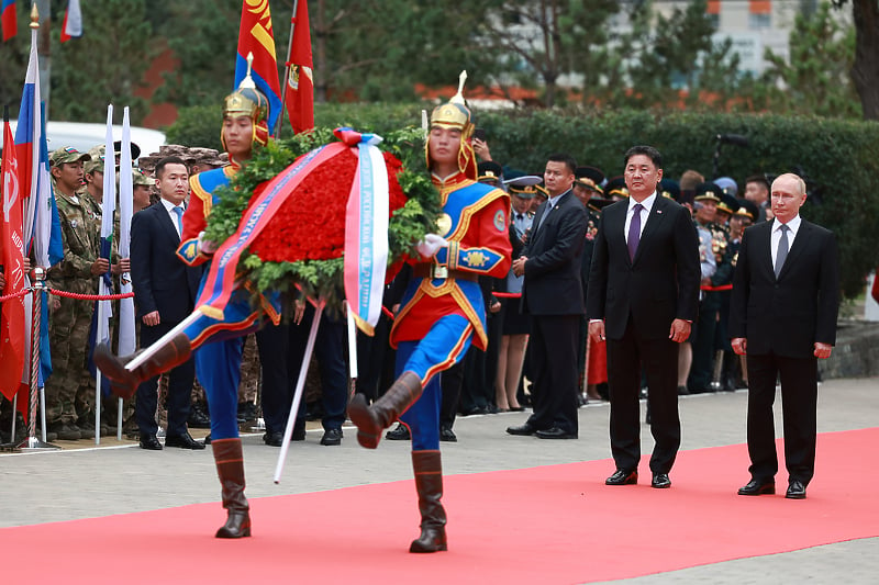 Vladimir Putin je bio svečano dočekan u Mongoliji (Foto: EPA-EFE)