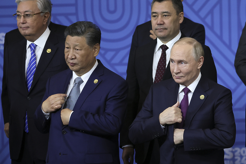 Predsjednik Kine Xi Jinping i predsjednik Rusije Vladimir Putin (Foto: EPA-EFE)