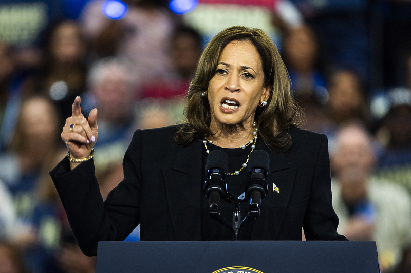 Kamala Harris u potencijalnim problemima pred izbore (Foto: EPA-EFE)