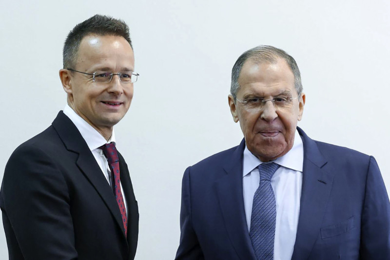 Peter Szijjarto i Sergej Lavrov (Foto: EPA-EFE)