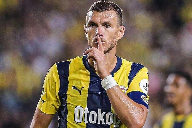 Edin Džeko postigao novi gol za Fener (Foto: Twitter)