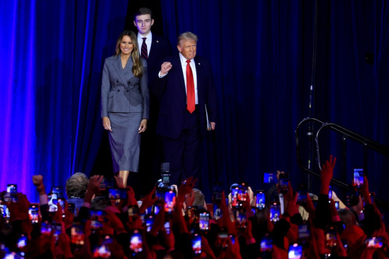 Melania, Donald i Eric Trump (Foto: EPA-EFE)